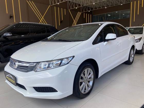 HONDA CIVIC 1.8 LXL 16V FLEX 4P AUTOMÁTICO